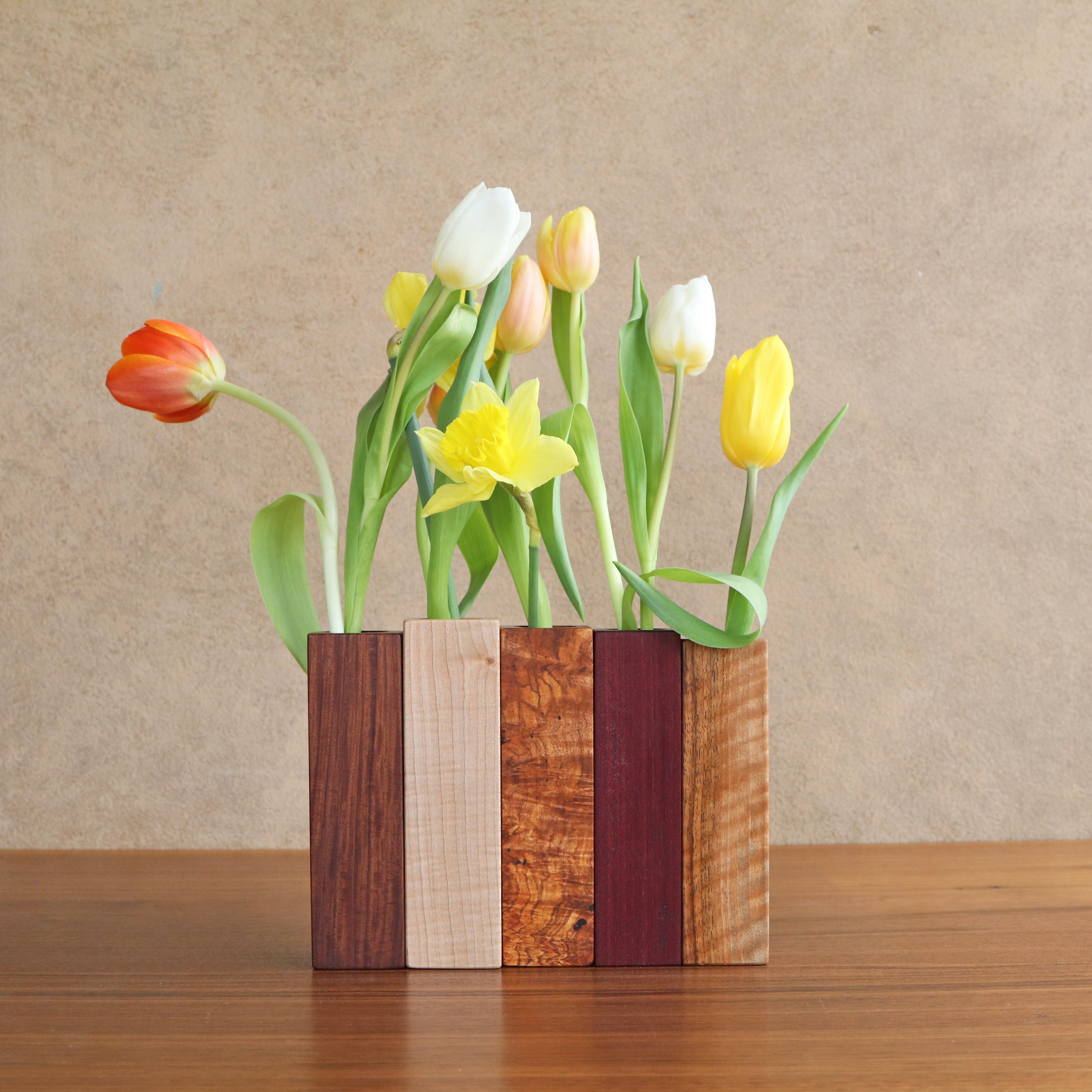 Tablescape Accents & Specialty