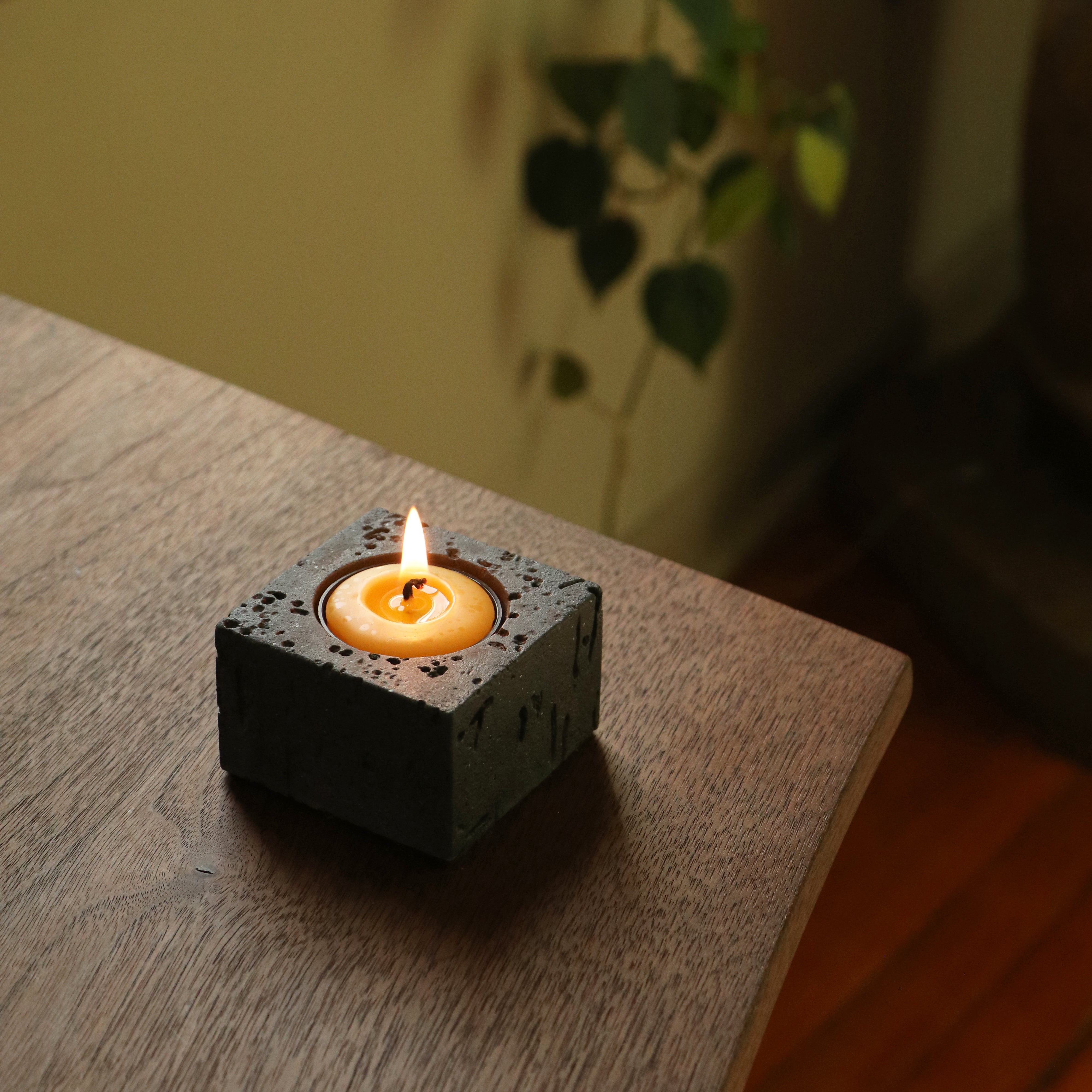 Holly Tealight Holder