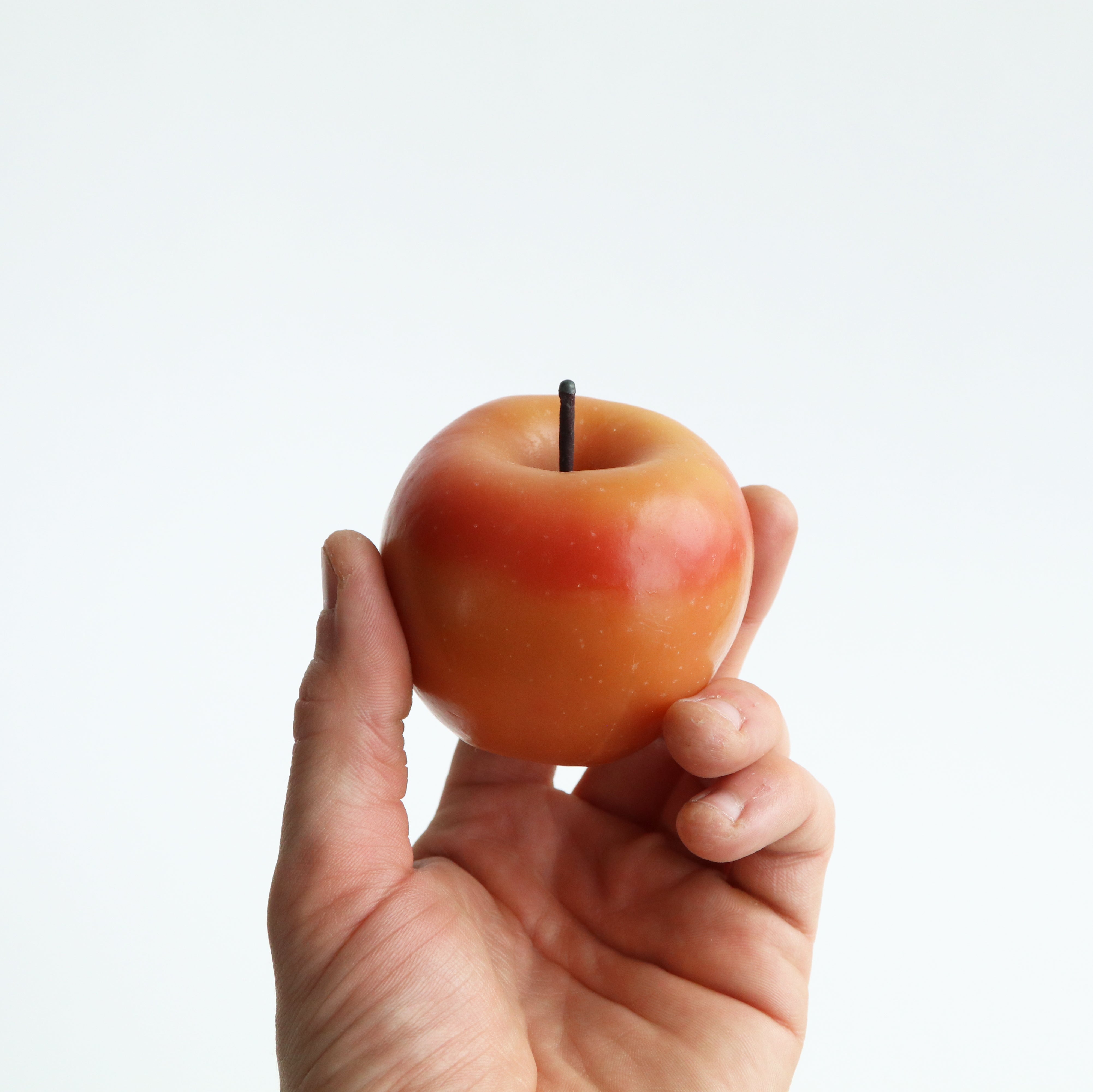 Apple Beeswax Candle